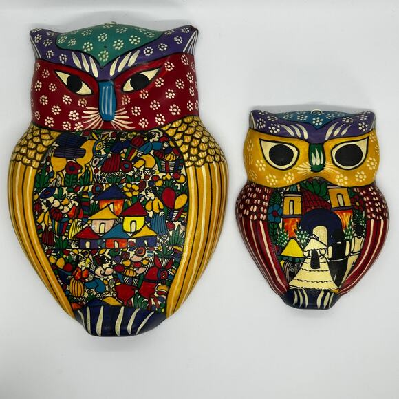 Mexican Folk Art Story Set of 2 Terra Cotta Hand painted Owls - Picture 1 of 3